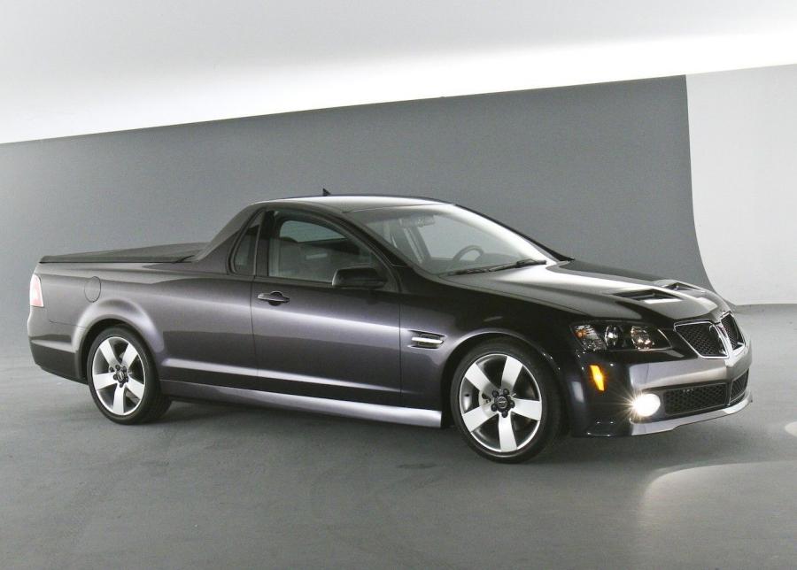  Pontiac G8 ST 2008 года  (фото 13 из 18)